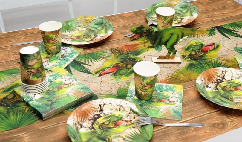 Tischdekoration Dinosaurier zum Kindergeburtstag - Dschungelparty zum Kindergeburtstag